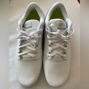white nike cheer shoes